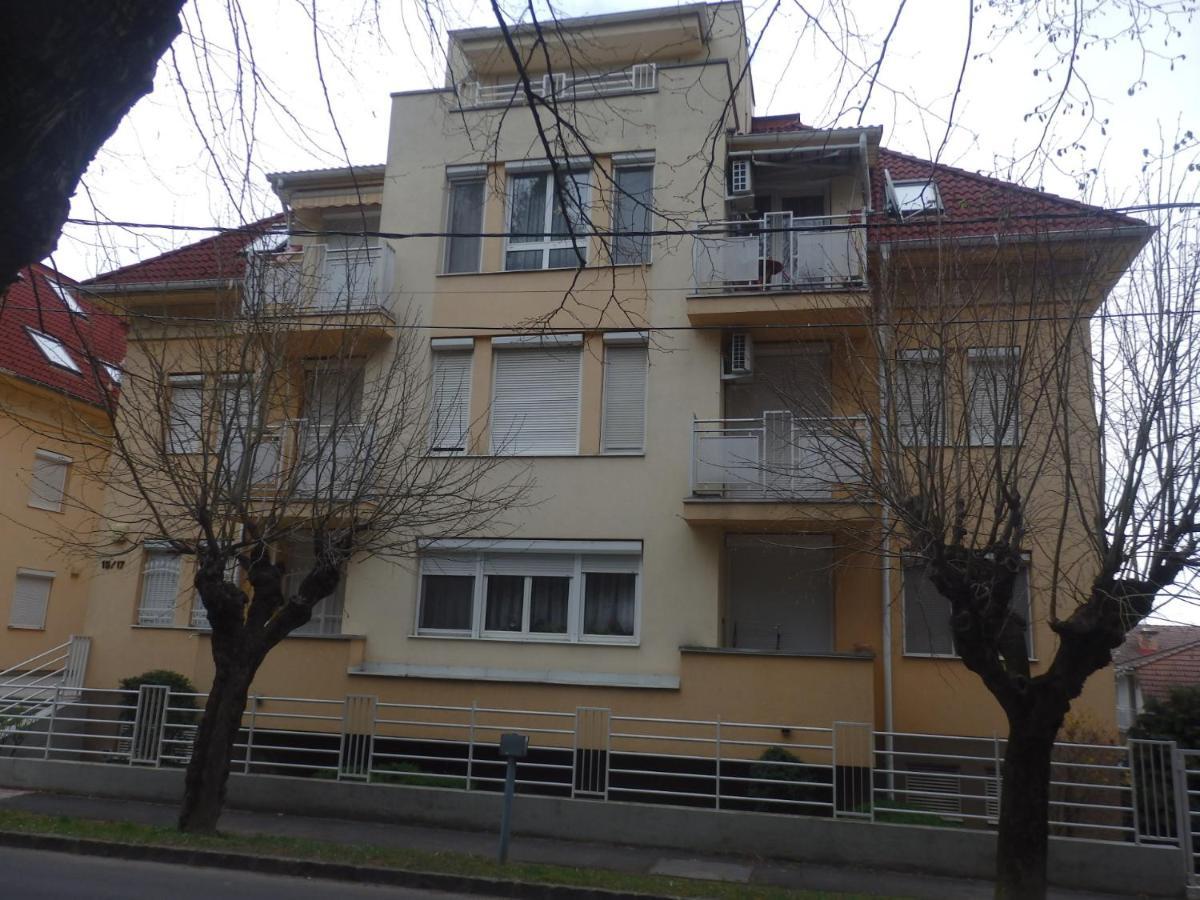 Zoe Apartman Hévíz المظهر الخارجي الصورة